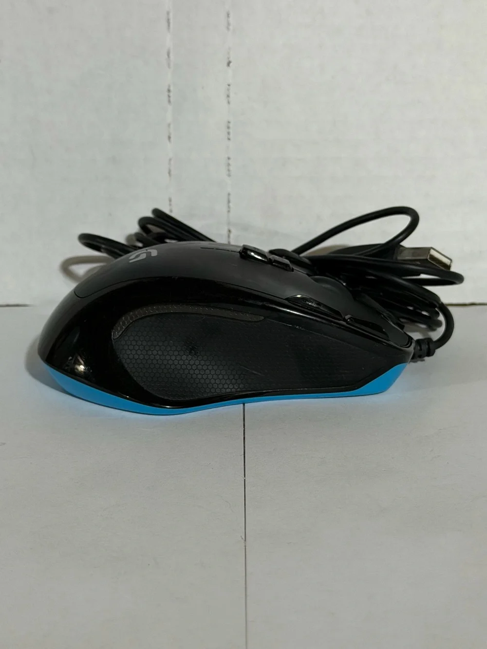 Logitech G300s Wired Gaming Mouse 9 Programmable Buttons